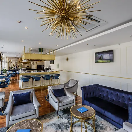 Annex Building Of Art Hotel 3*