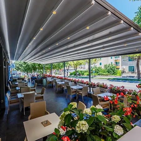 Annex Building Of Art Отель