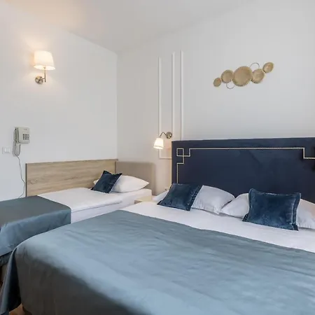 Annex Building Of Art