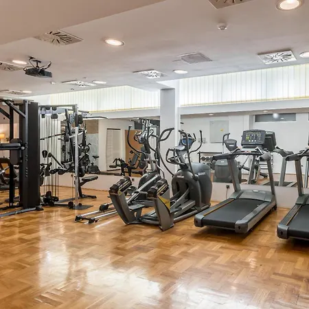 Annex Building Of Art 3* Сплит