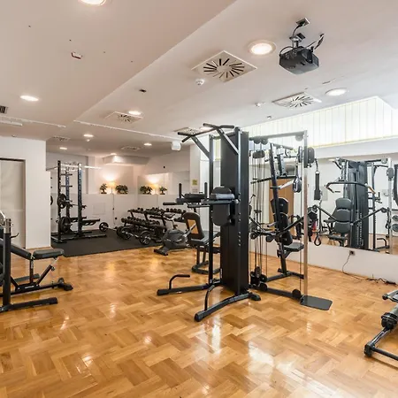 Annex Building Of Art Отель