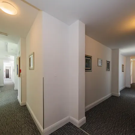 Annex Building Of Art Готель 3*