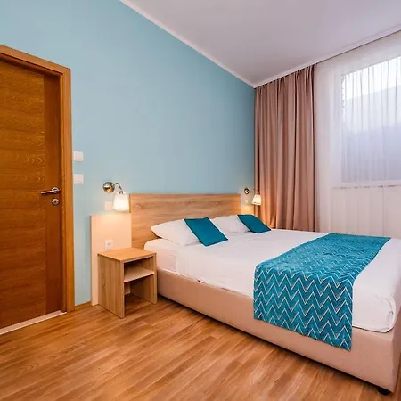 Annex Building Of Art