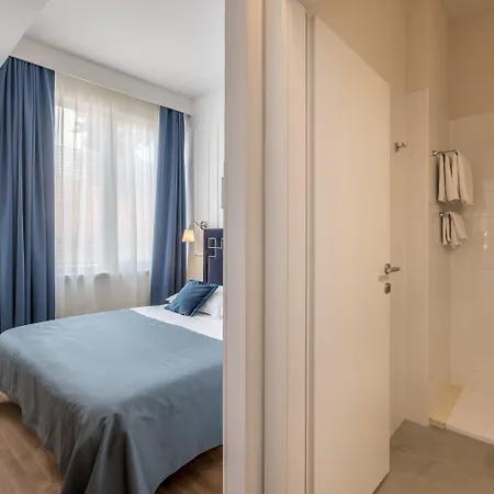 Annex Building Of Art 3*