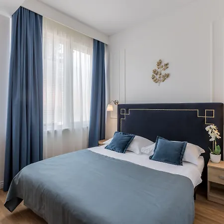 Готель Annex Building Of Art 3*