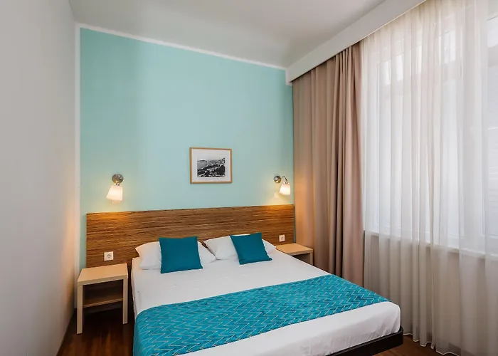 Annex Building Of Art 3* Split