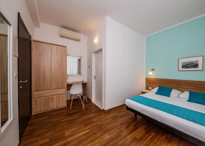 Hotel Annex Building Of Art Split