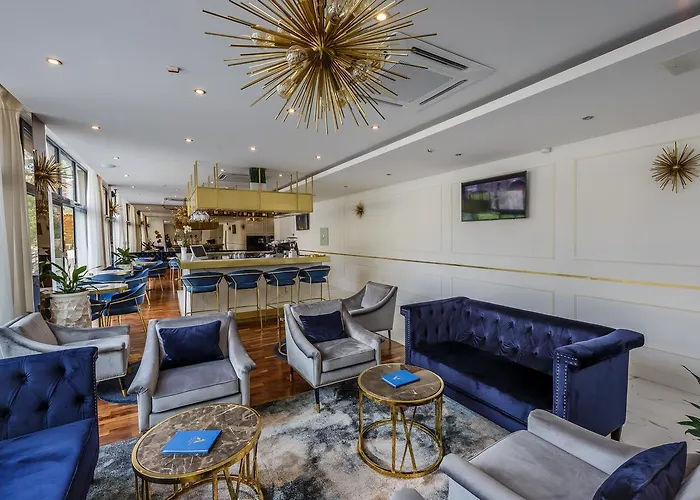 Annex Building Of Art 3* Split