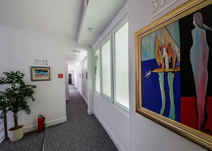 Annex Building Of Art Hotel 3*