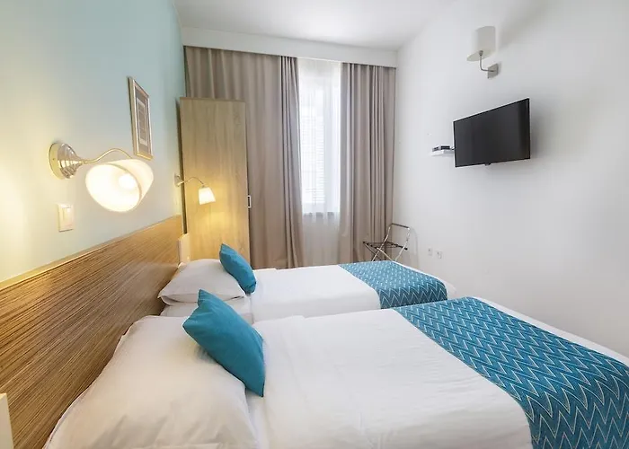 Annex Building Of Art Hotel Split