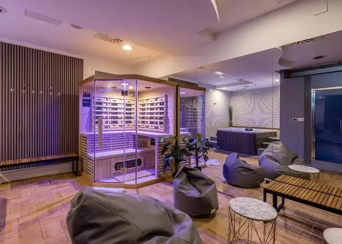 Annex Building Of Art Hotel