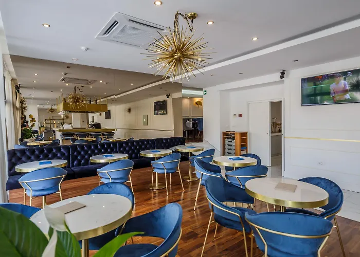 Annex Building Of Art Hotel Split