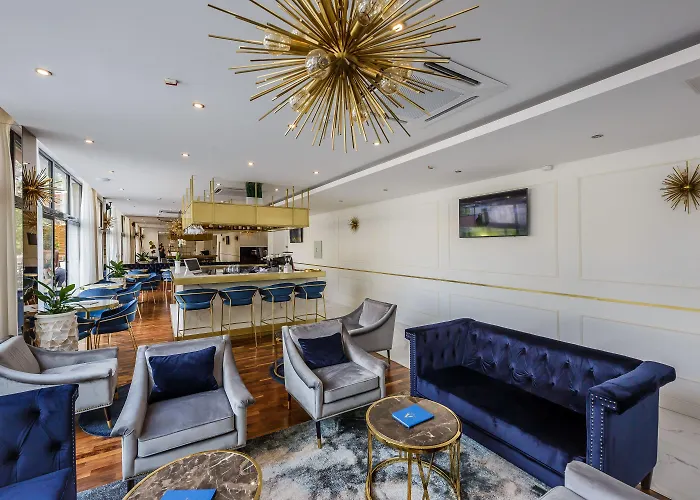 Annex Building Of Art Hotel 3*