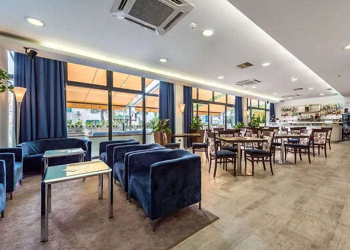 Annex Building Of Art 3* Split